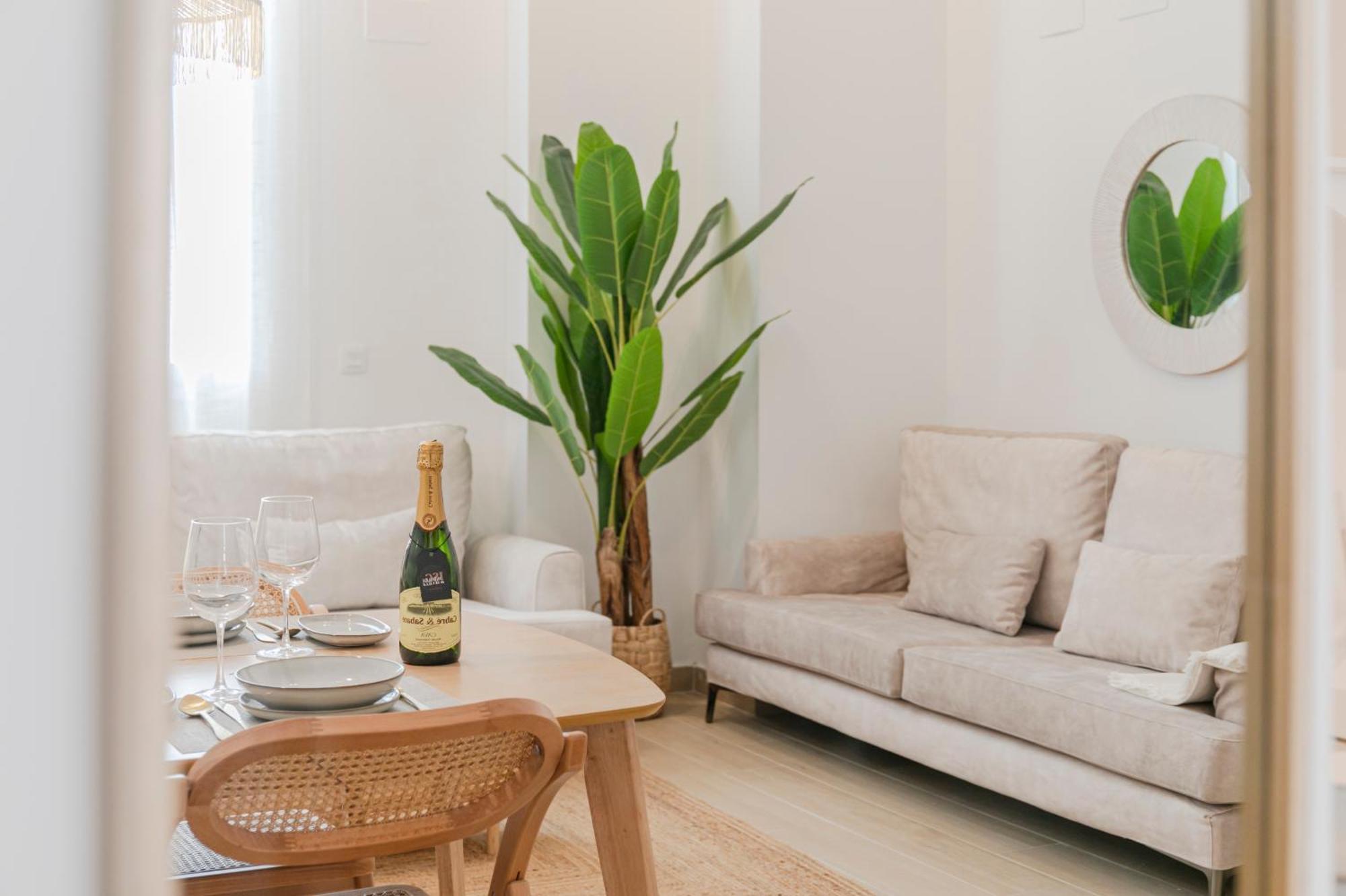 Isg Apartments Conde Negro 10 Sevilla Eksteriør bilde